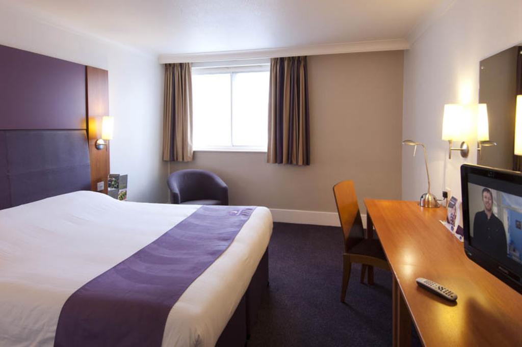 Premier Centre - Argyle Street 3*