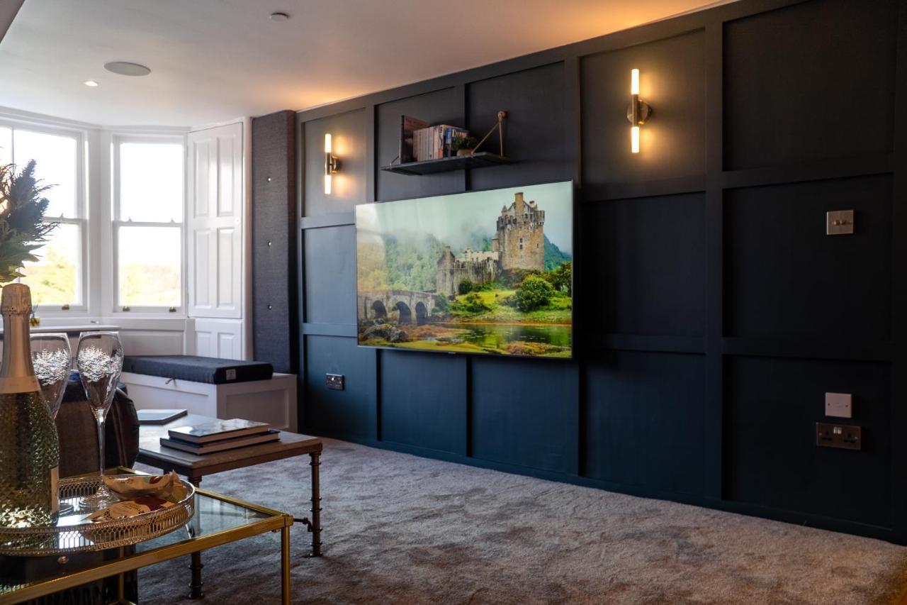 Loft On The Crescent - 5 Star Scottish Luxury - Prime West End Location *