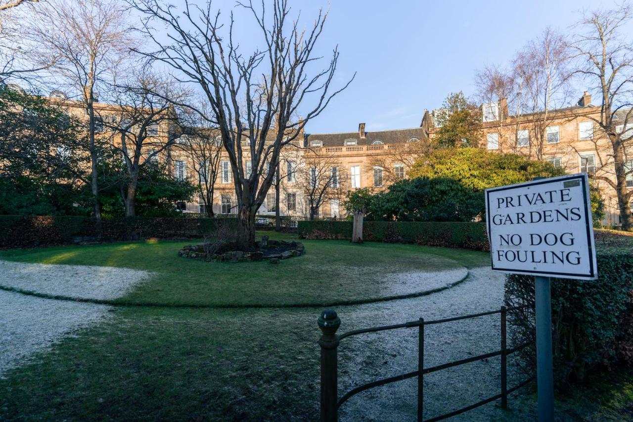 Loft On The Crescent - 5 Star Scottish Luxury - Prime West End Location Apartment *