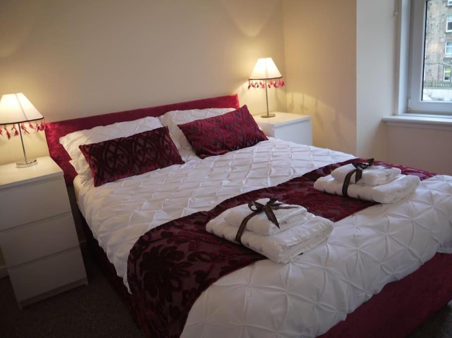 Apartment Fabulous Location, One Bedroom West End Flat, Just Off Byres Rd, Close To Sec & Hydro Glasgow