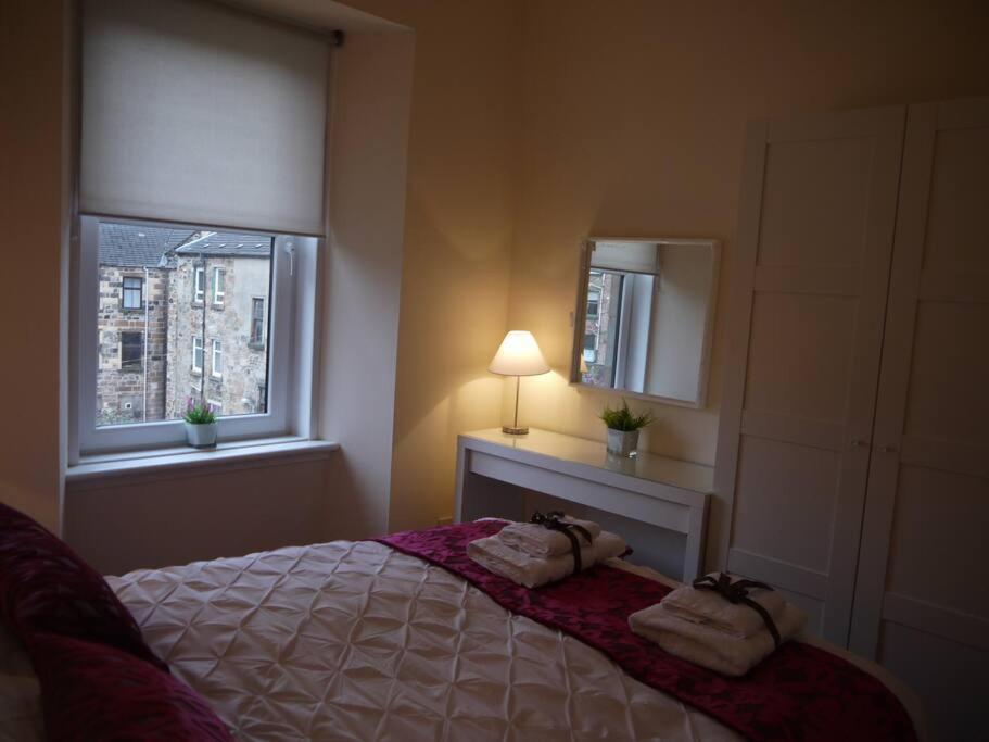 Fabulous Location, One Bedroom West End Flat, Just Off Byres Rd, Close To Sec & Hydro Glasgow