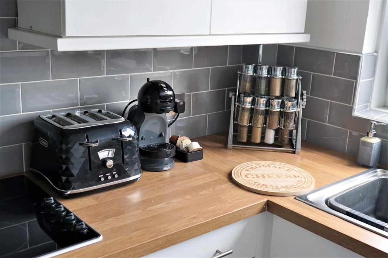 2 Bedroom At Secc Hydro Free Parking Apartment
