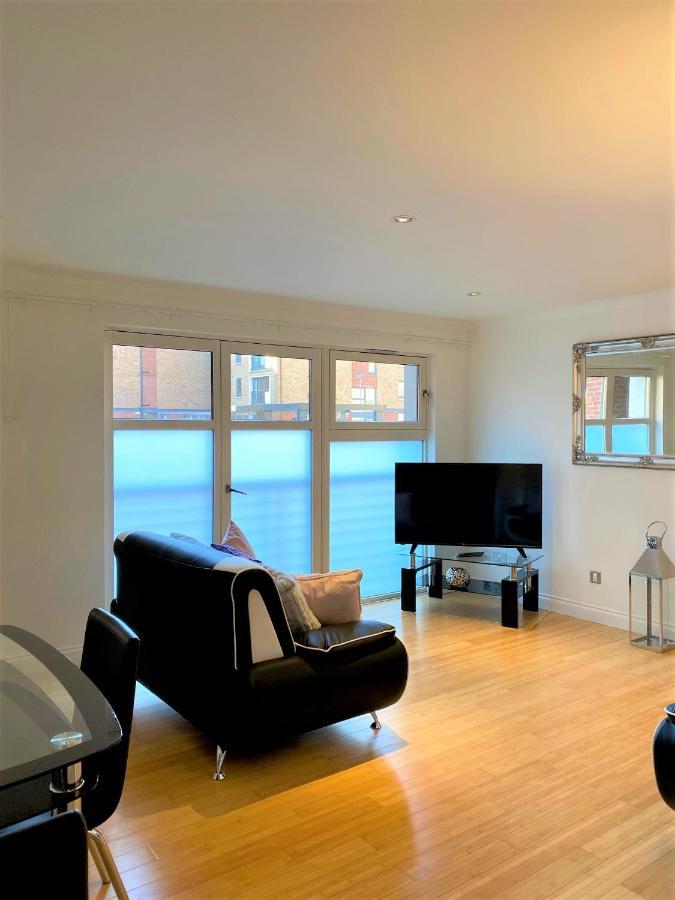 Sec Minerva Westend Two Bedroomed Glasgow