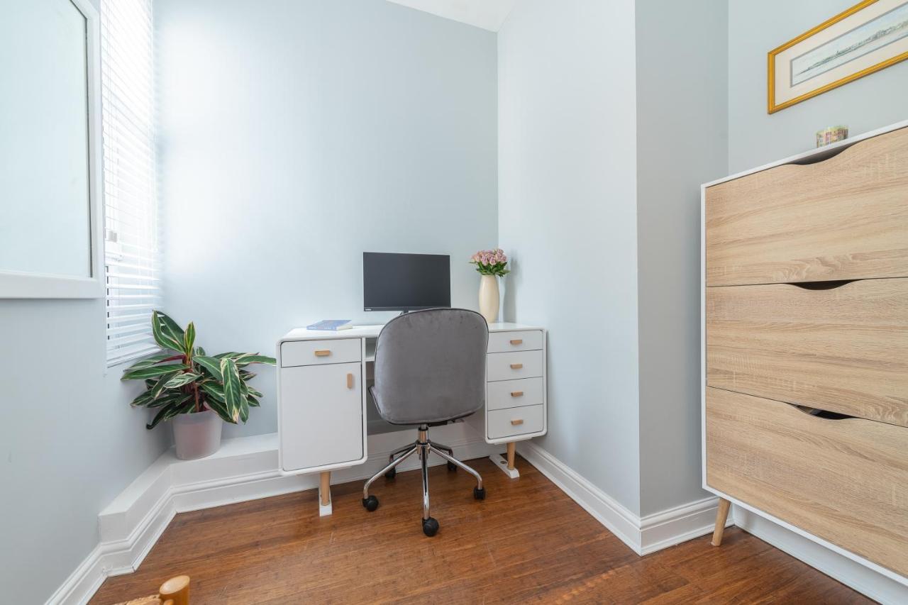 Queen's Park Apartment