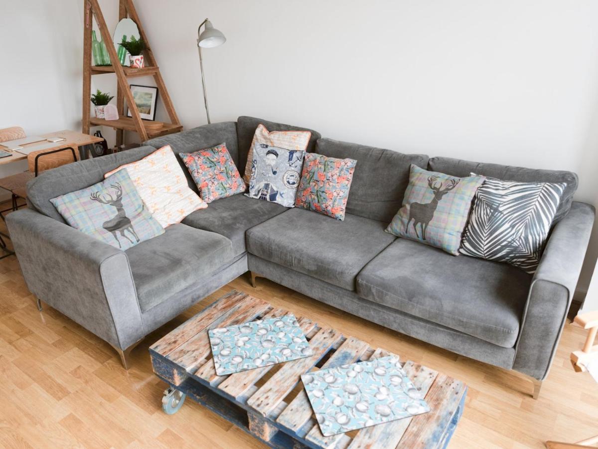 Apartment Pass The Keys Lovely 2 Bed With Parking Next To Secc Hydro