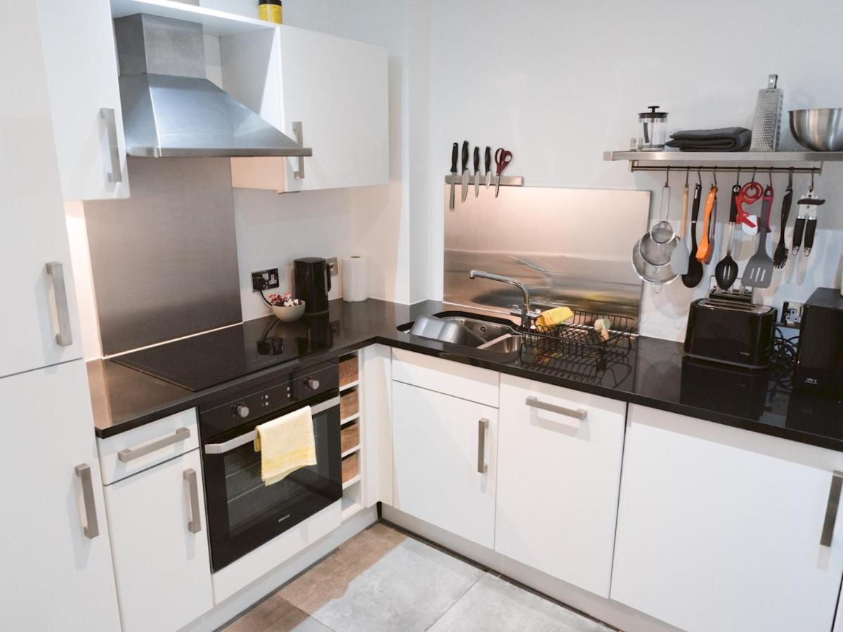 Pass The Keys Lovely 2 Bed With Parking Next To Secc Hydro Glasgow