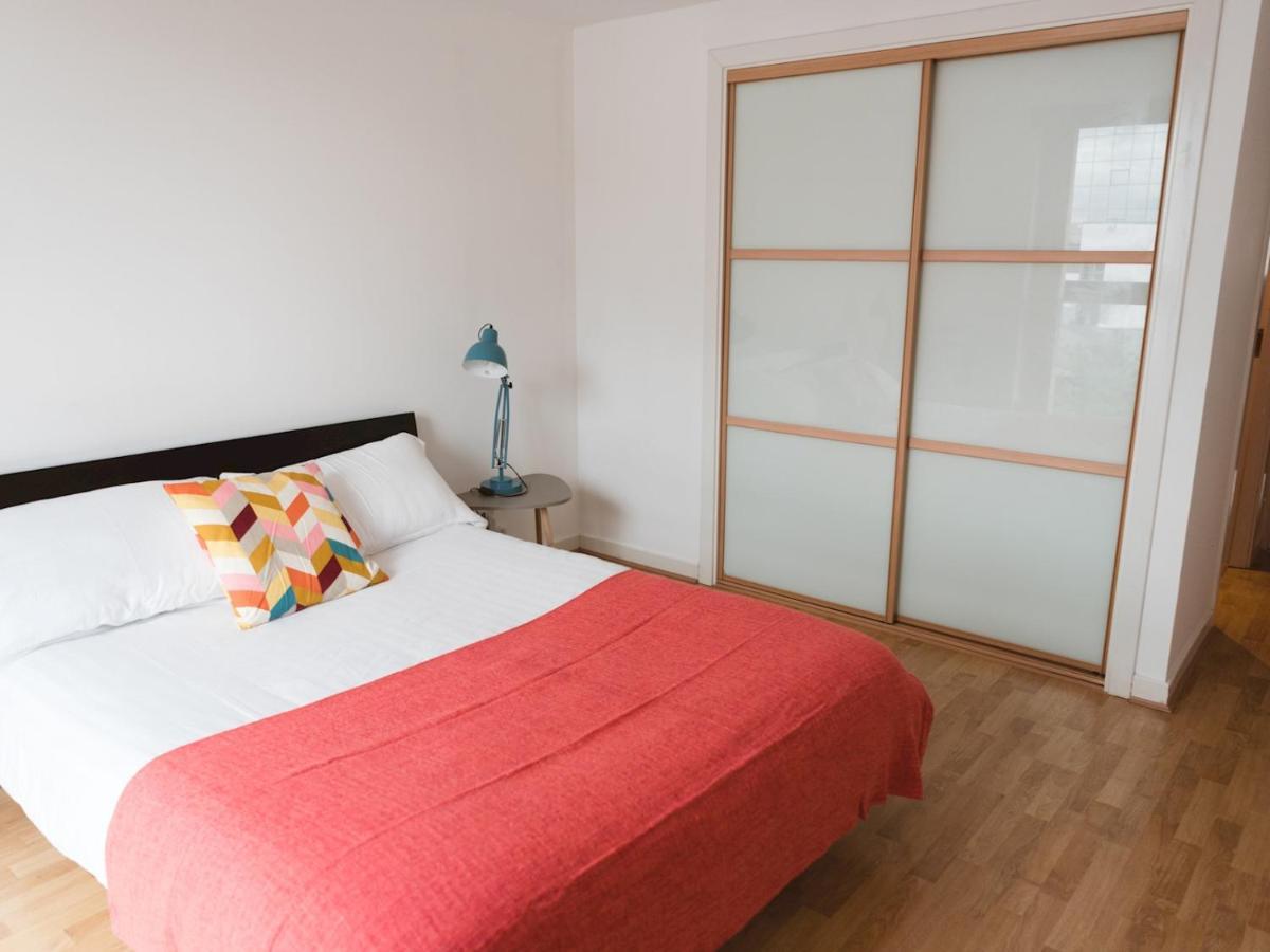 Pass The Keys Lovely 2 Bed With Parking Next To Secc Hydro Glasgow