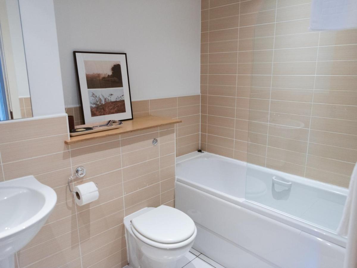 Pass The Keys Lovely 2 Bed With Parking Next To Secc Hydro * Glasgow