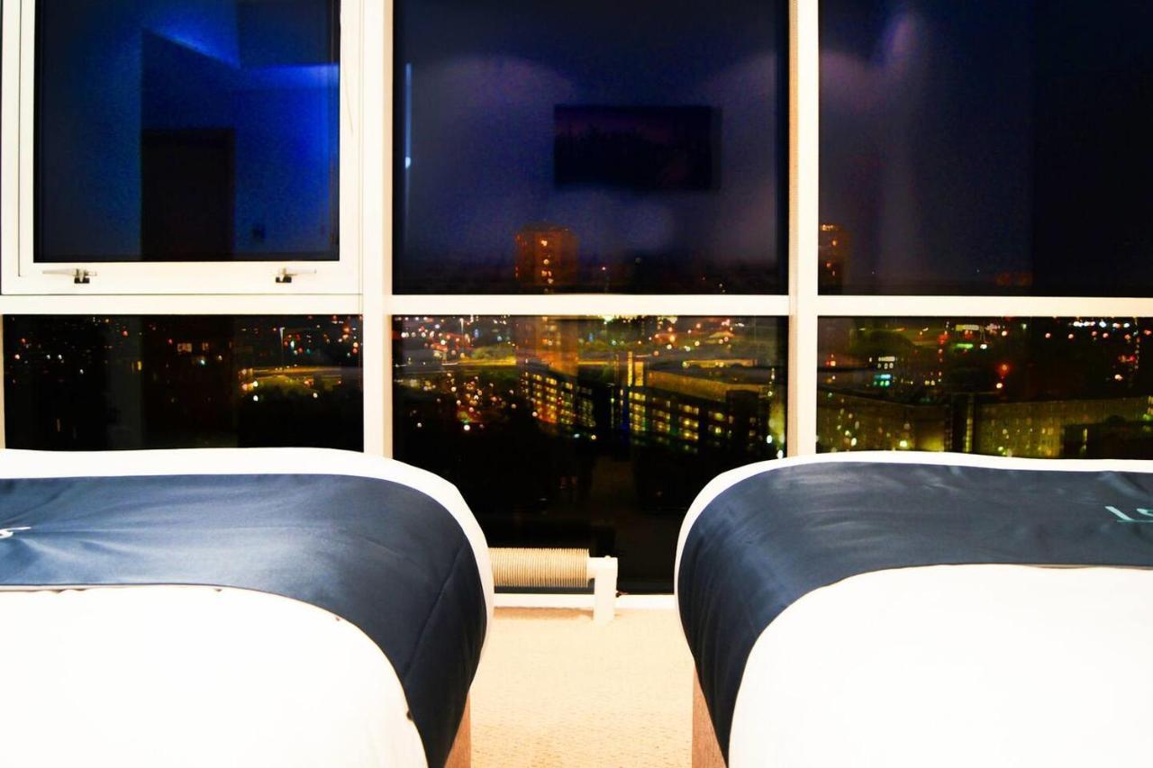 Apartment Views Centre Freeparking *