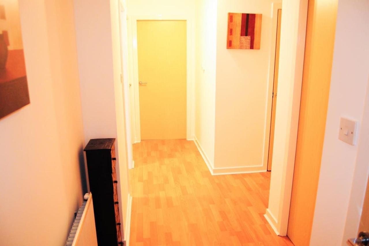 Apartment New Family - Private Parking Glasgow