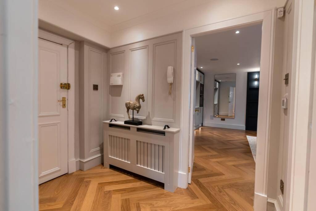 Apartment The West End Retreat - Luxurious - Prime Location Glasgow