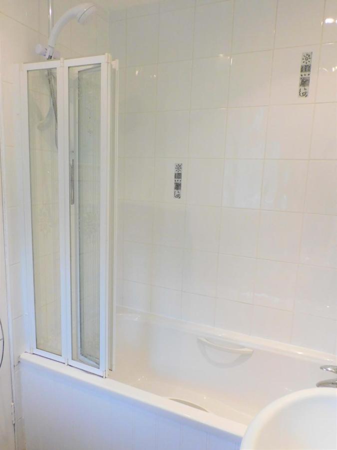 1 Bedroom Apt In Glasgow'S Southside, Close To Bars And Restaurants