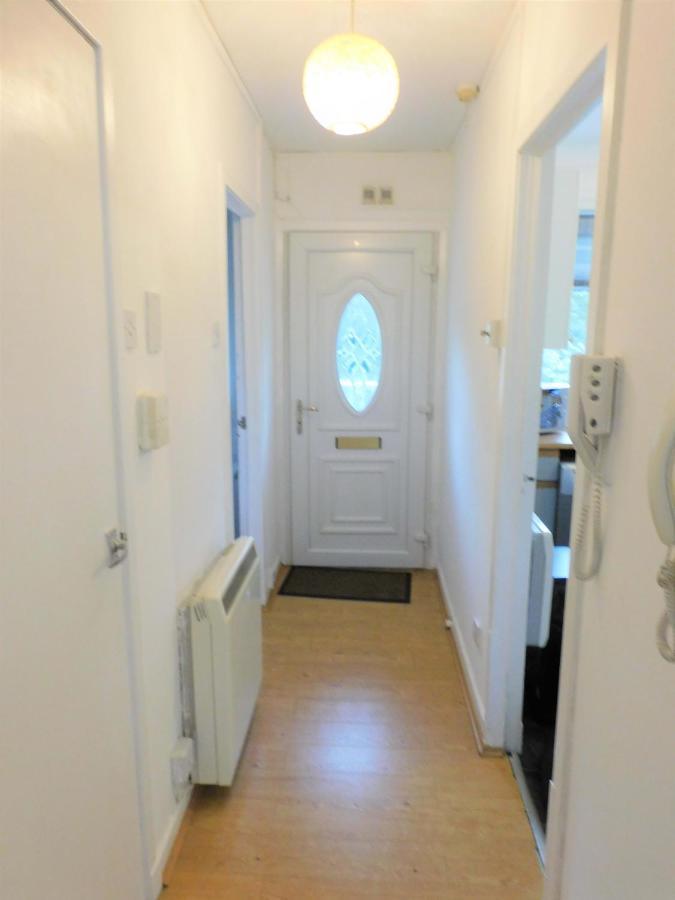 1 Bedroom Apt In Glasgow'S Southside, Close To Bars And Restaurants Apartment