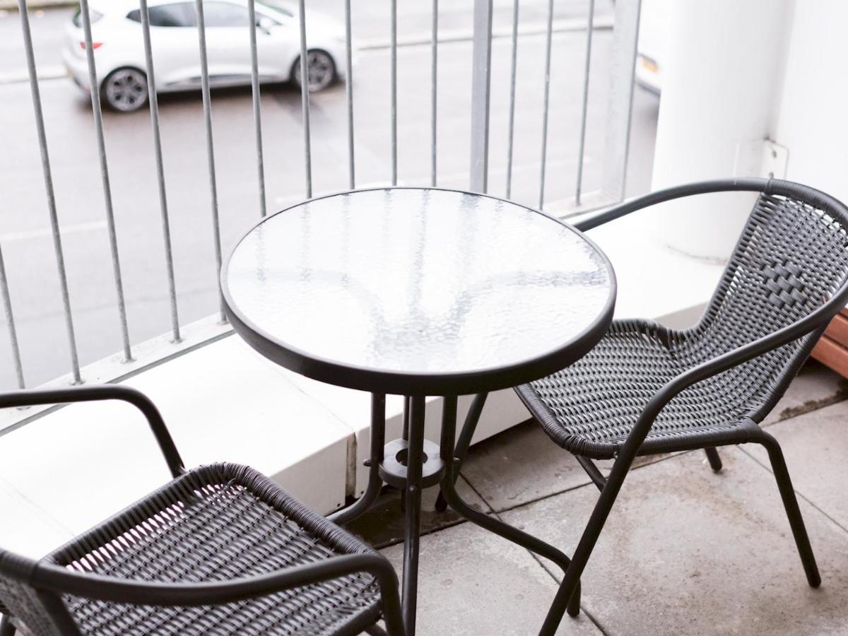 Pass The Keys Stylish 2bed Unit