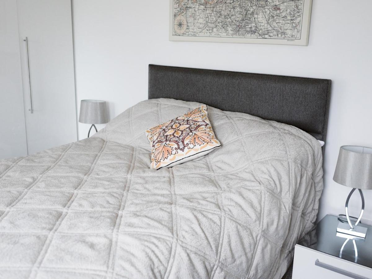 Pass The Keys Stylish 2bed Unit * Glasgow