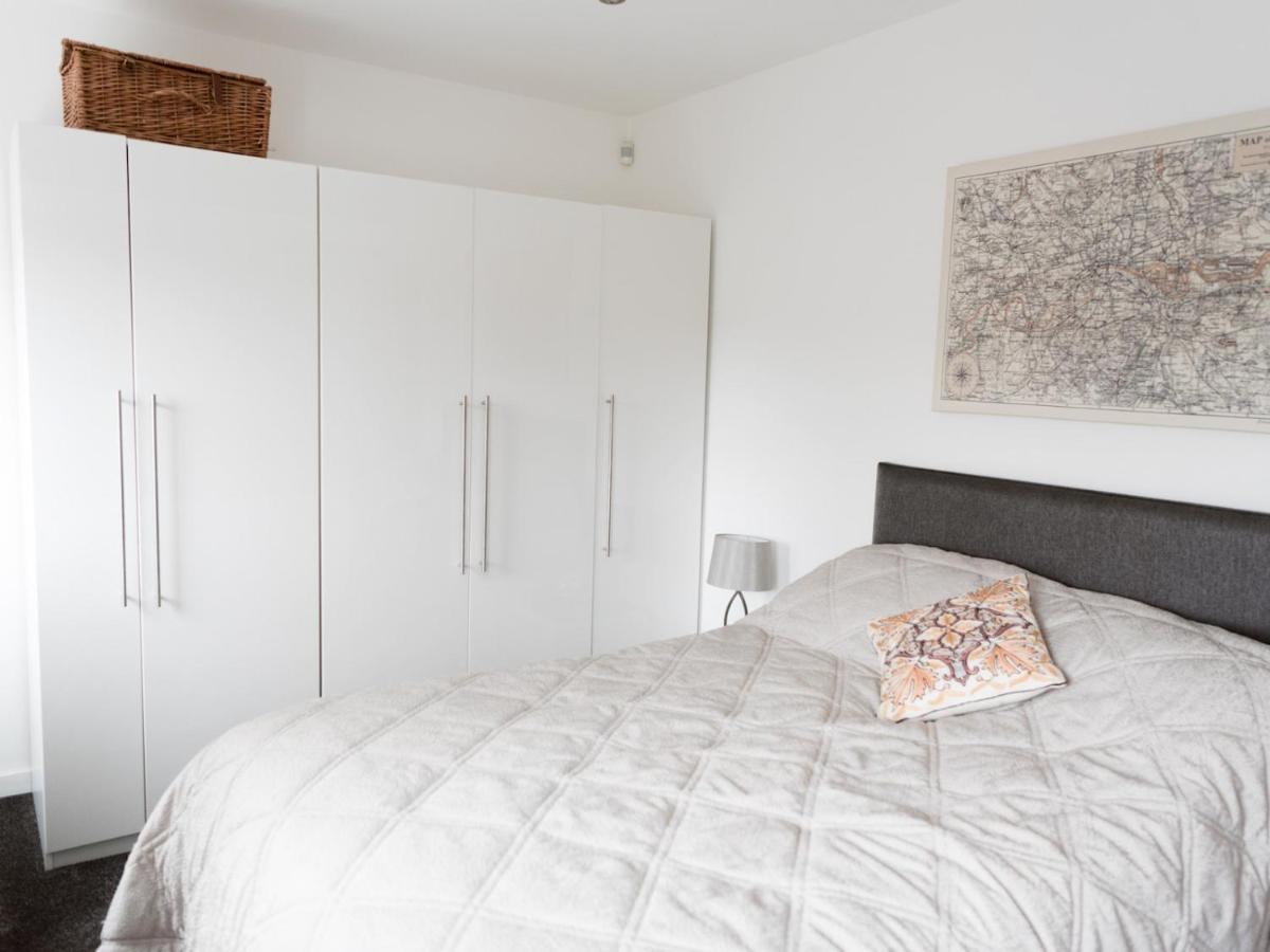 Pass The Keys Stylish 2bed Unit Apartment