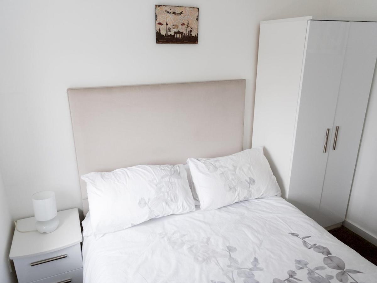 Pass The Keys Stylish 2bed Unit Apartment Glasgow
