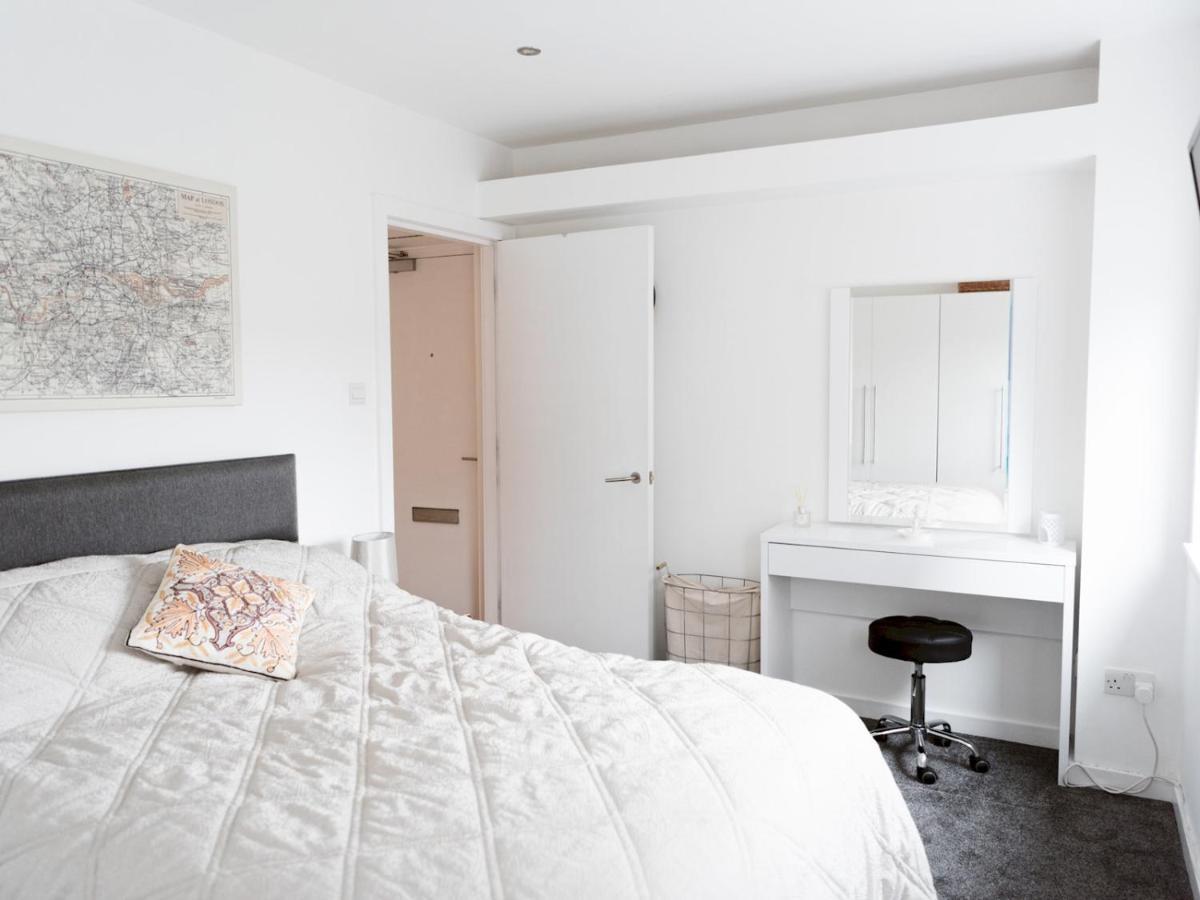 Pass The Keys Stylish 2bed Unit
