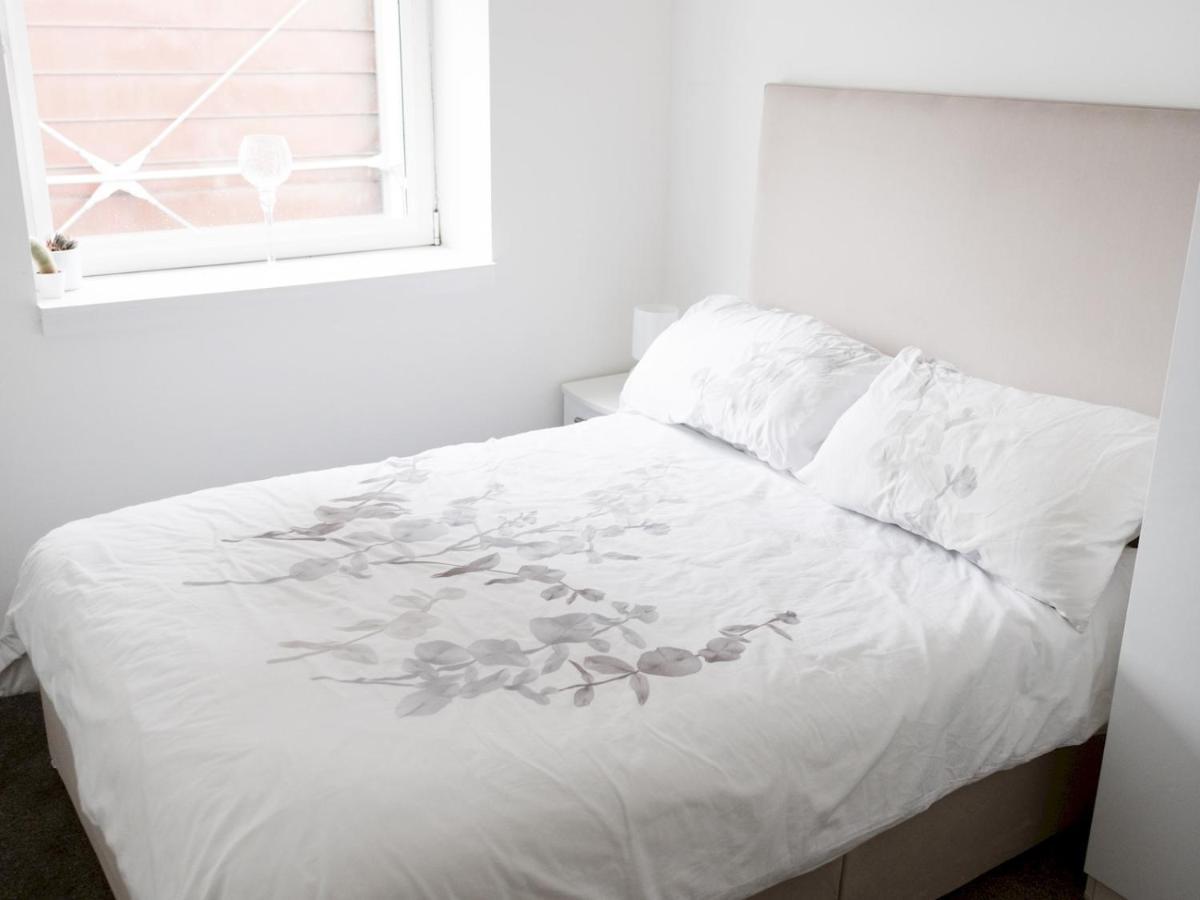Pass The Keys Stylish 2bed Unit * Glasgow