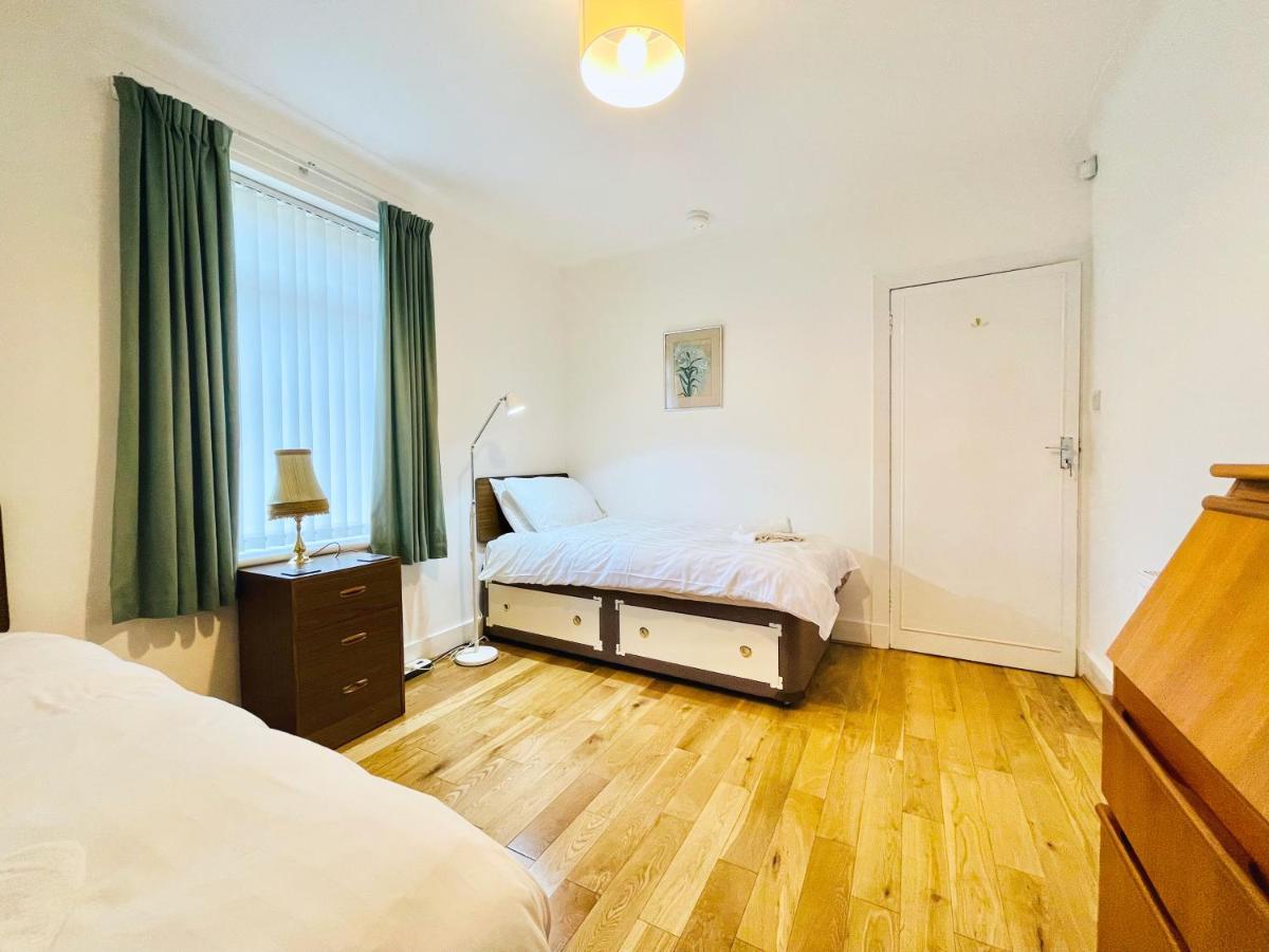Holiday home Millerston House Glasgow