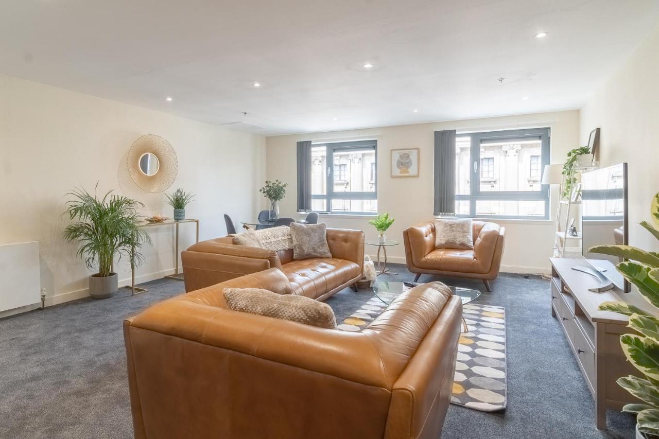 Charming Westend/city Centre Apartment *