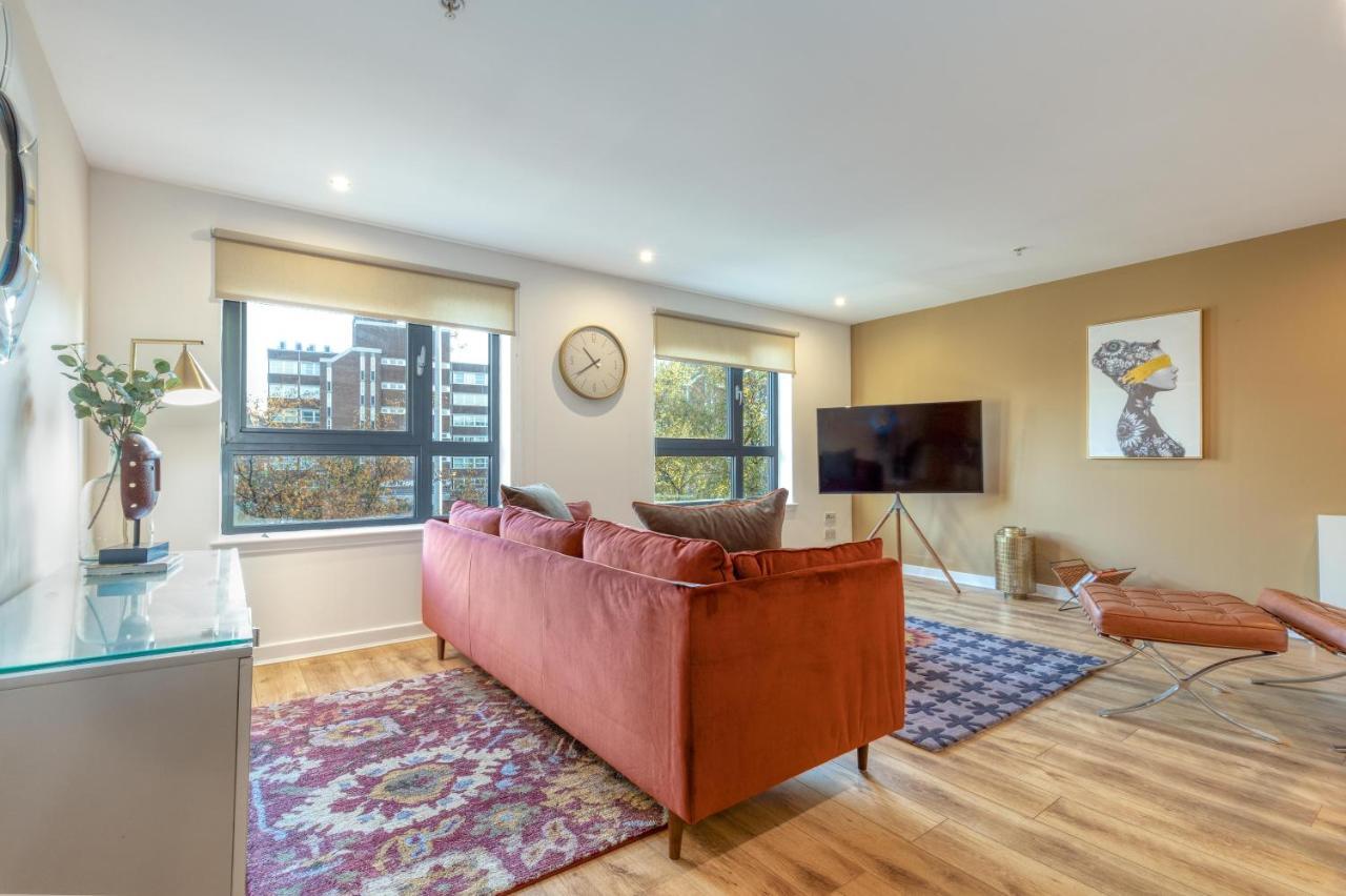 Executive 7 Apartment