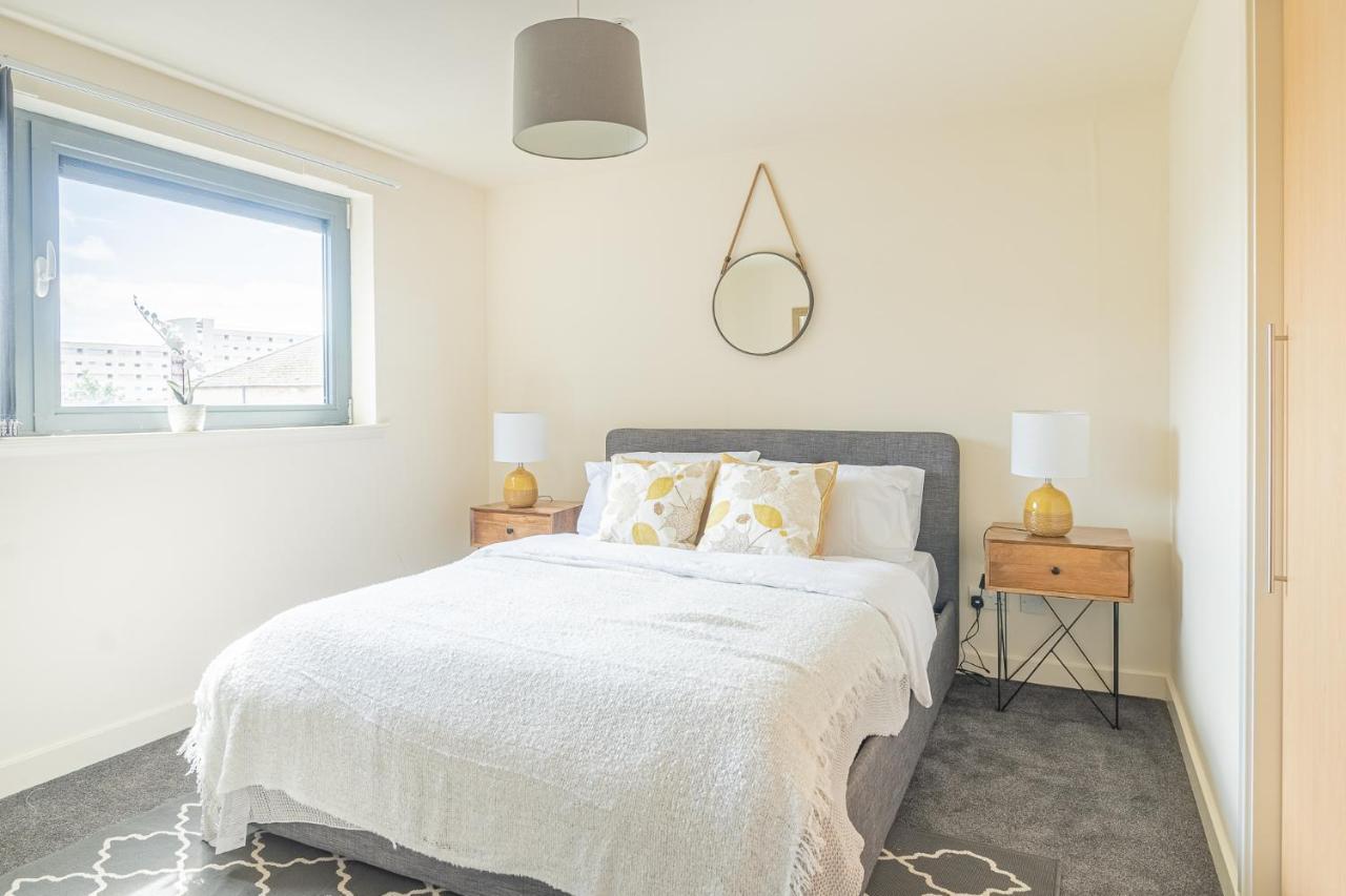 Charming Westend/city Centre Apartment