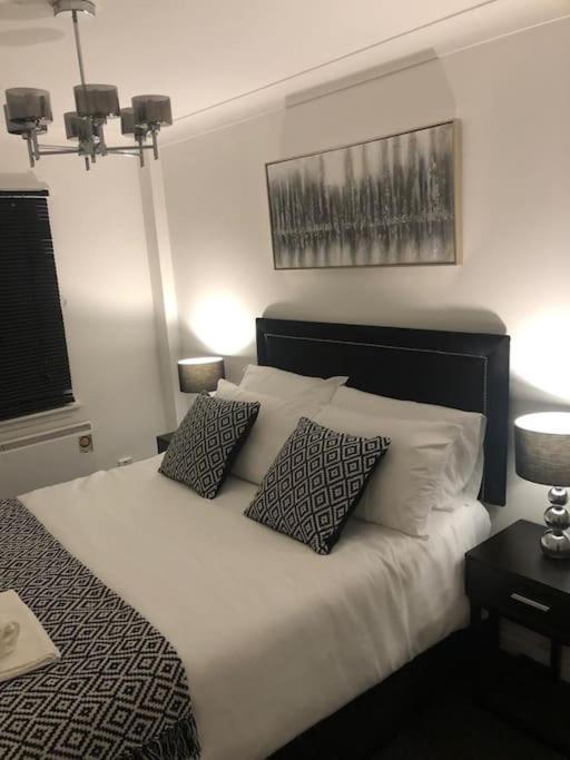 Lavish Modern 1 Bedroom Apt Close To Centre Apartment Glasgow