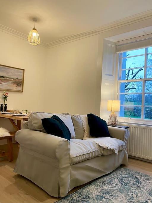 A Cosy Two-bedroom Near Loch Lomond Holiday home Glasgow