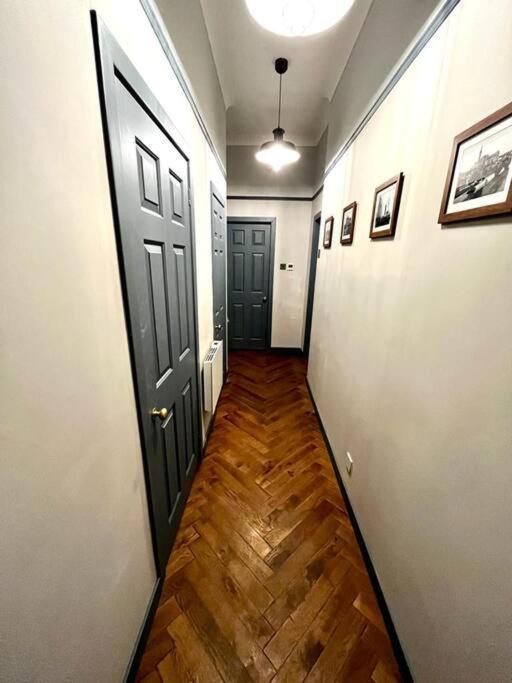 Apartment Stunning 1 Bed In West End