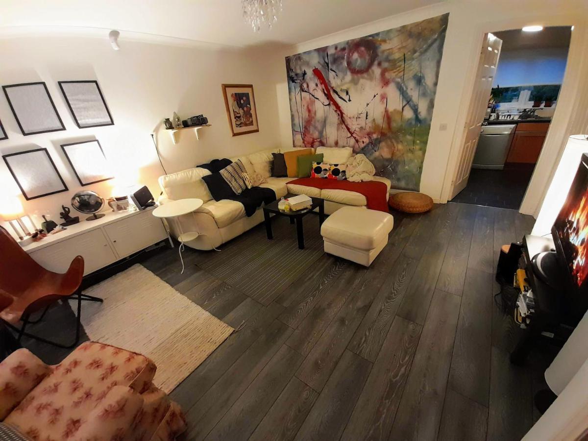 Bed & Breakfast 2bed Guest Wing - Charming - Off M8 M80 *