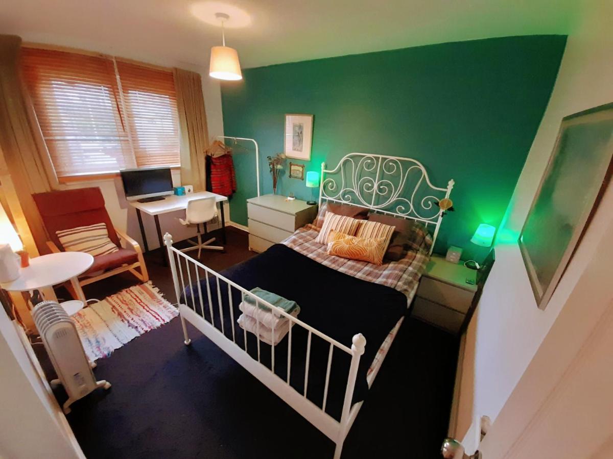 2bed Guest Wing - Charming - Off M8 M80 * Glasgow