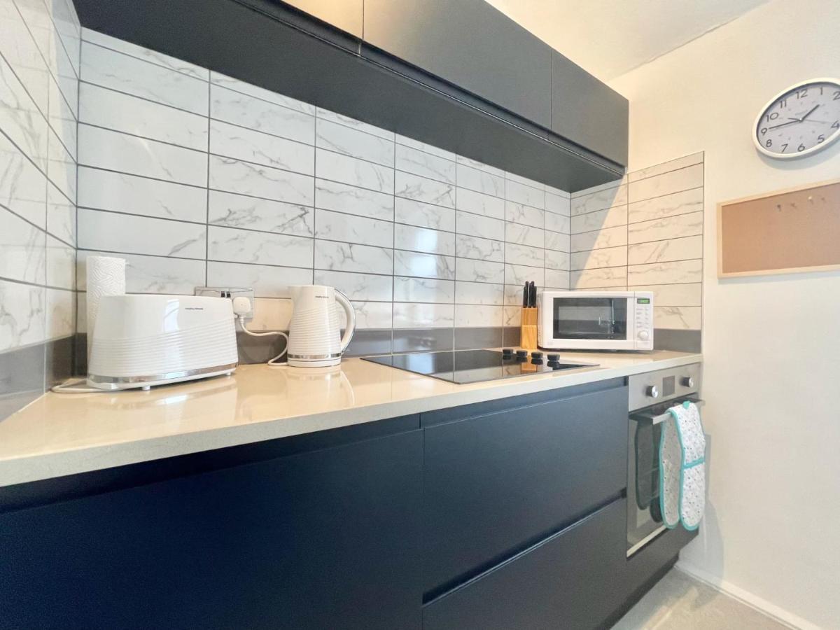 Bella House - 3 Bed House In Apartment