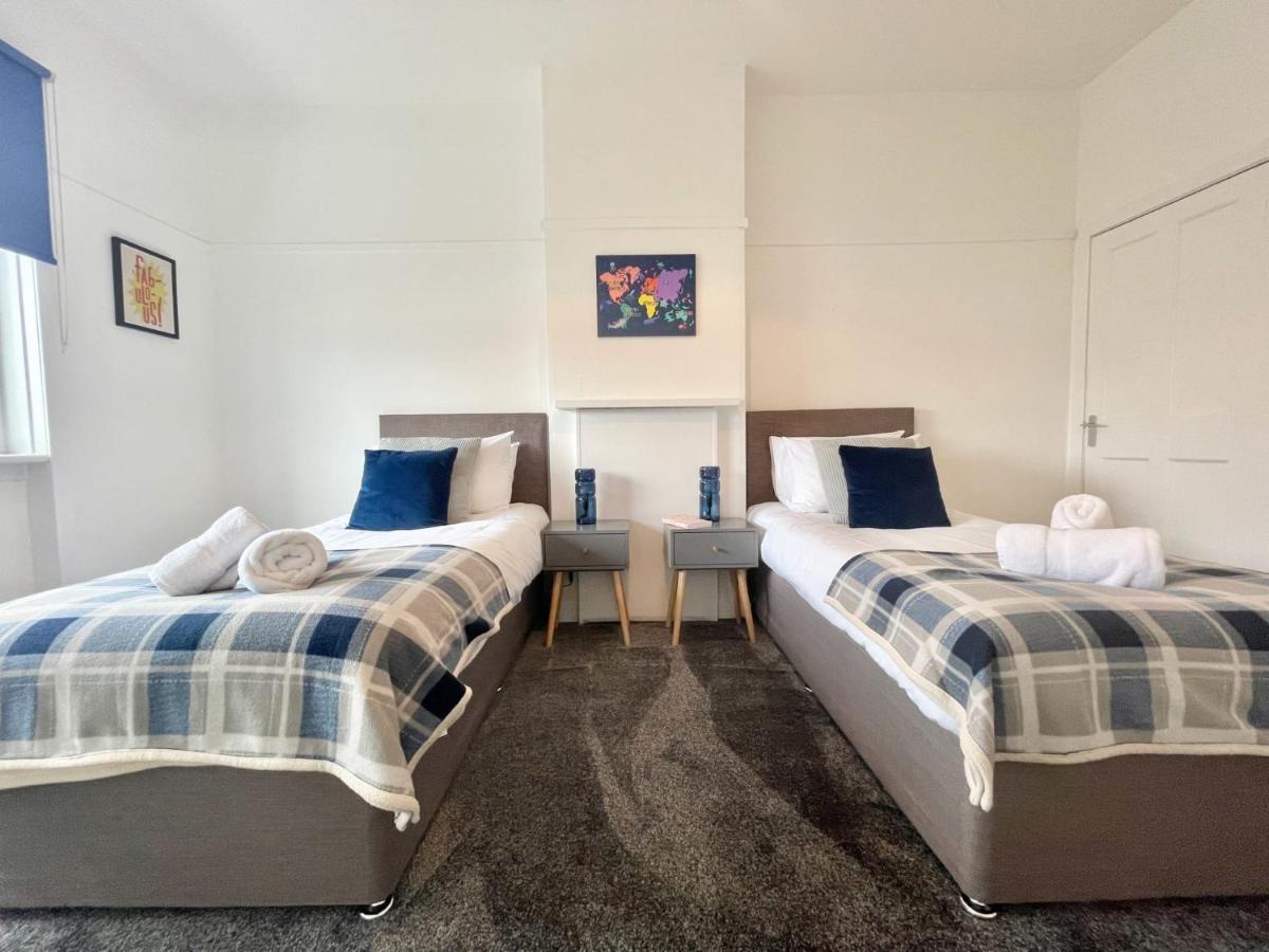 Bella House - 3 Bed House In * Glasgow