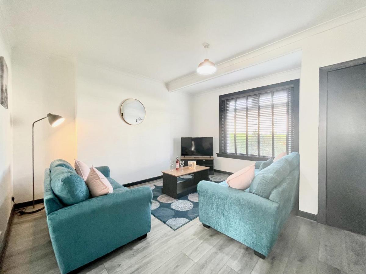 2 Bed House In Outskirts Of