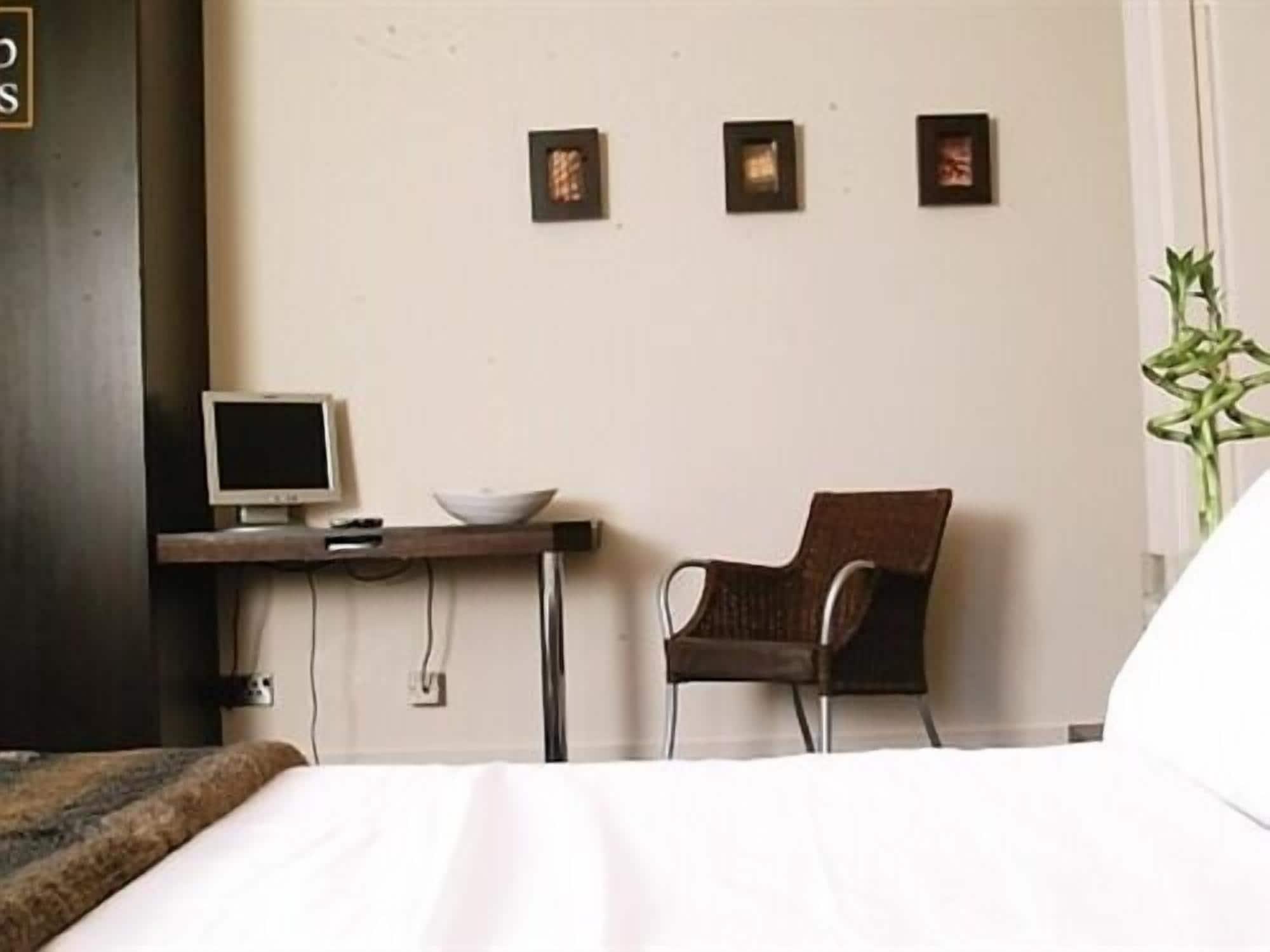 Rab Ha's Hotel Glasgow
