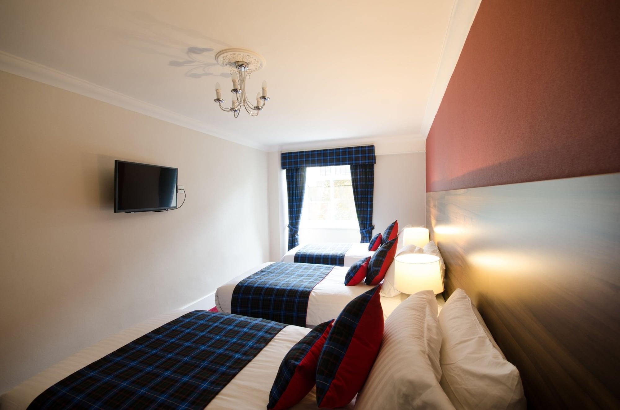 Royal West End 3*