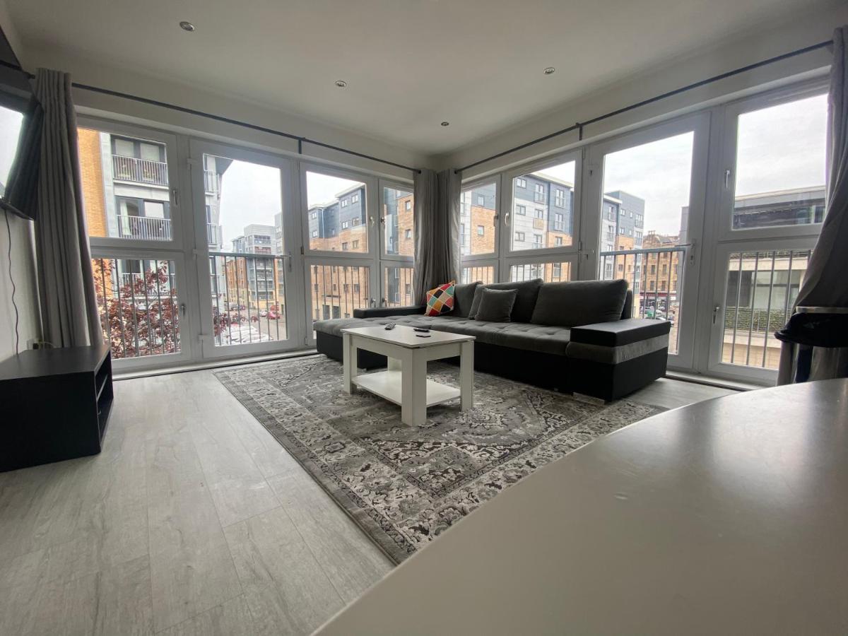 Apartment Not On Market Unable To Take Bookings *