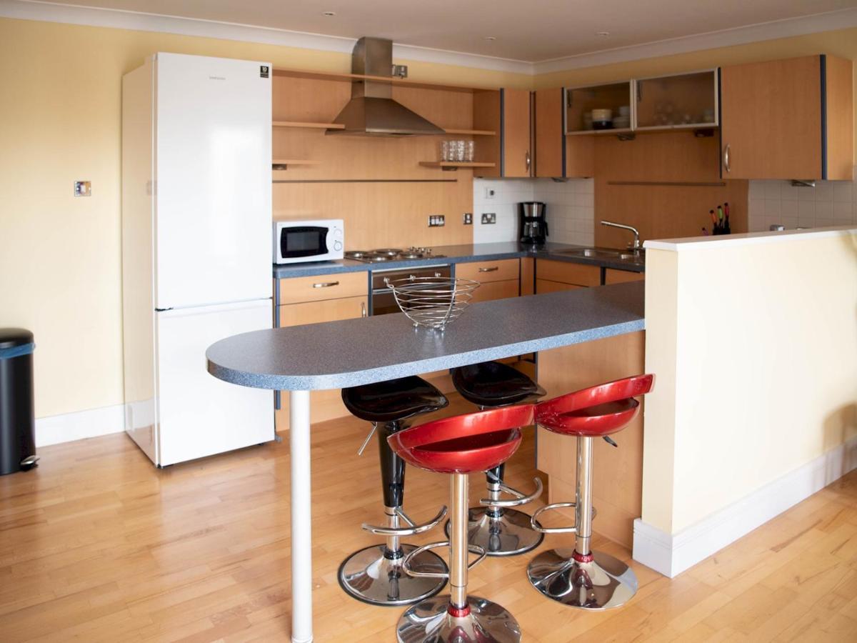 Pass The Keys Lovely 2-bed In Perfect City Location With Parking Apartment Glasgow