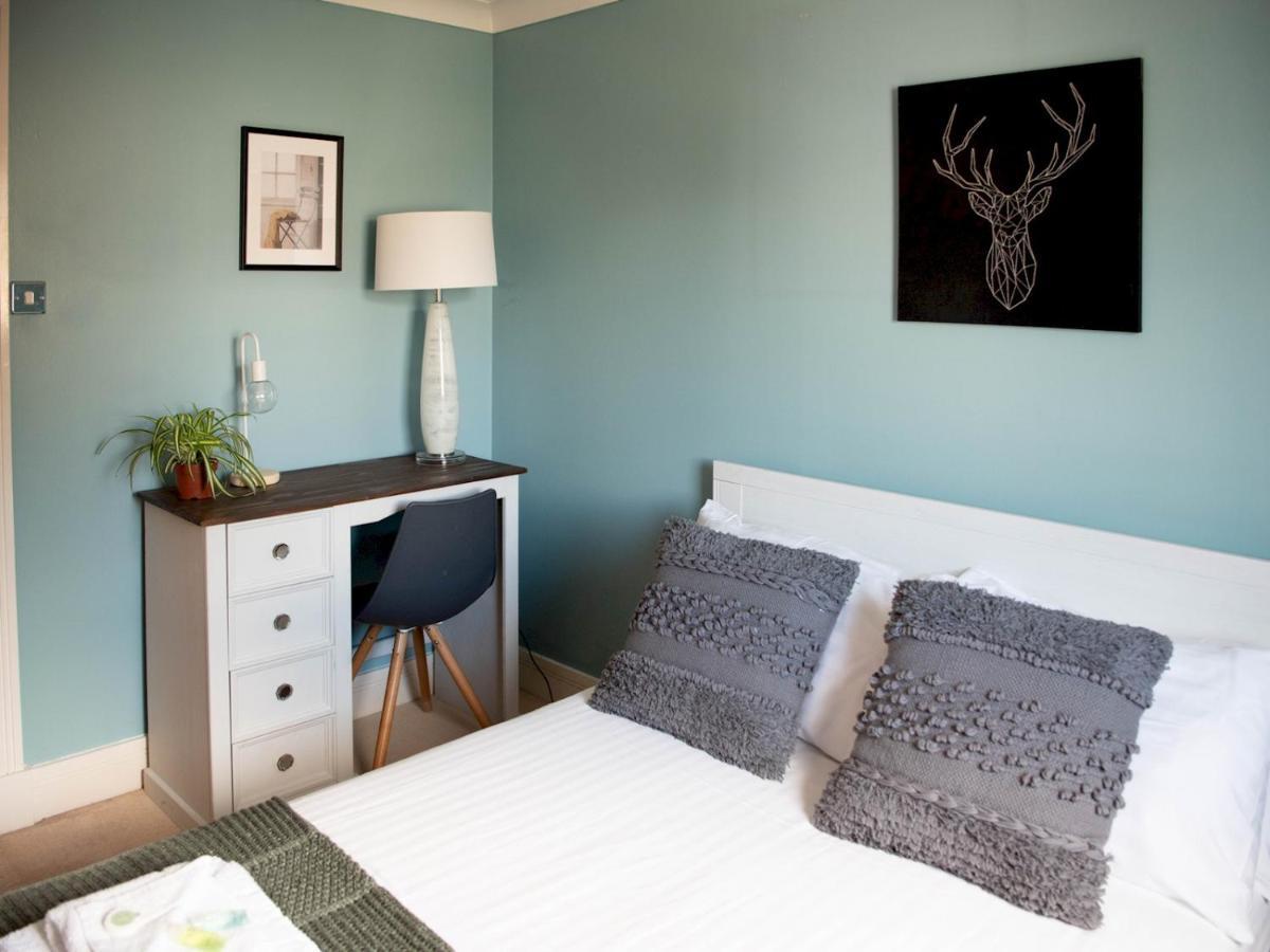 Pass The Keys Lovely 2-bed In Perfect City Location With Parking * Glasgow