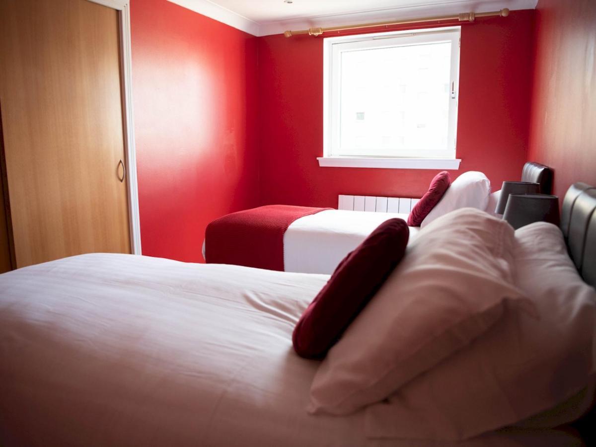 Pass The Keys Lovely 2-bed In Perfect City Location With Parking * Glasgow