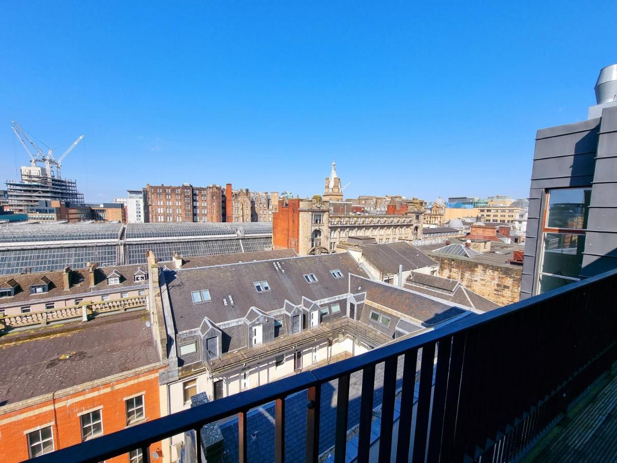 Two Bed Penthouse In The Heart Of * Glasgow