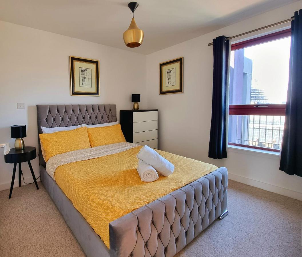 Two Bed Penthouse In The Heart Of Apartment *