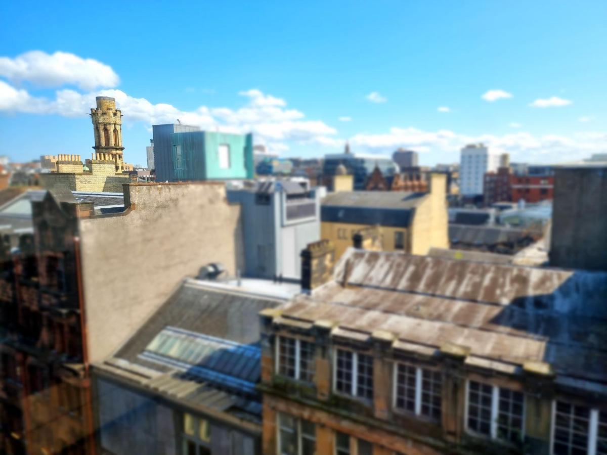 Two Bed Penthouse In The Heart Of Apartment *