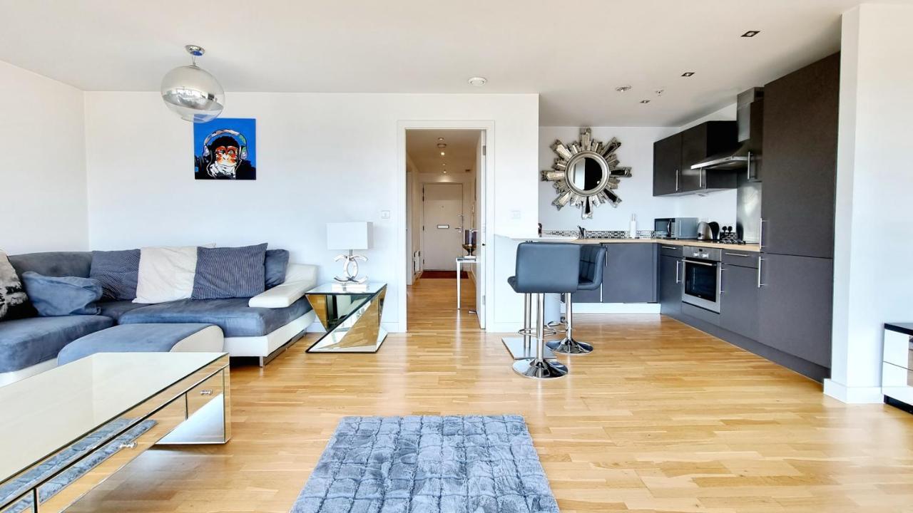 Two Bed Penthouse In The Heart Of Apartment