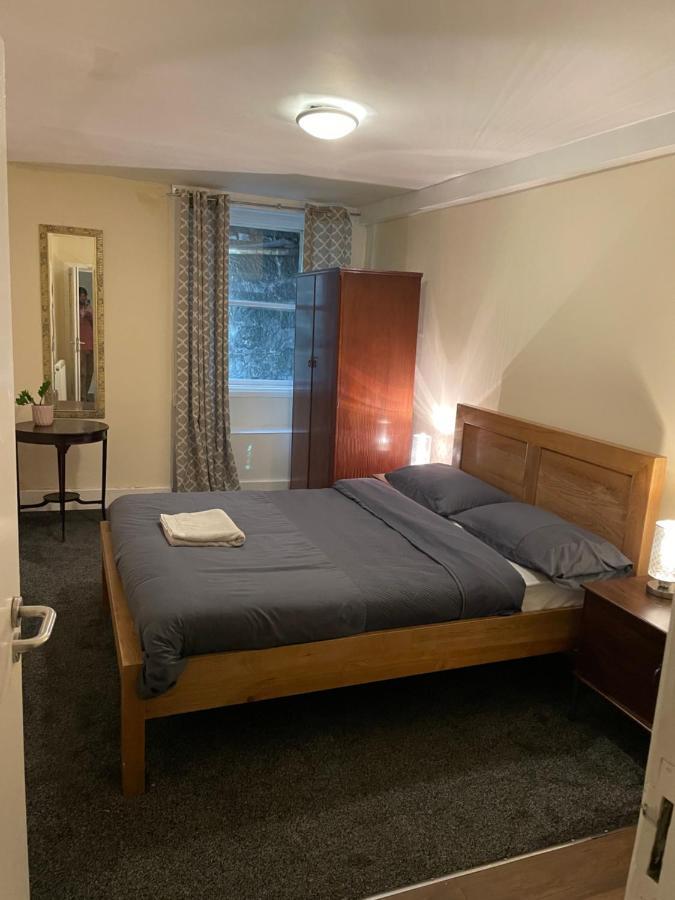 Bank Street Townhouse Guest house Glasgow