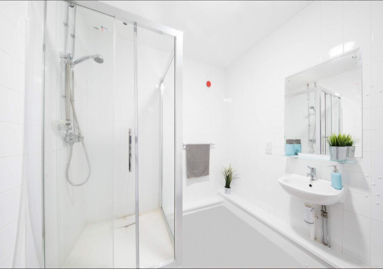 Charming Ensuite Rooms For Students Only, Glasgow - Sk Apartment *