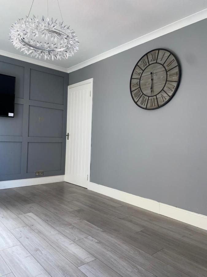 2 Bedroom At Secc Hydro Free Parking
