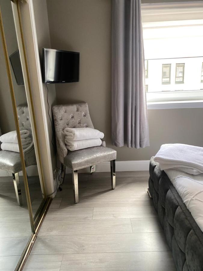 2 Bedroom At Secc Hydro Free Parking *