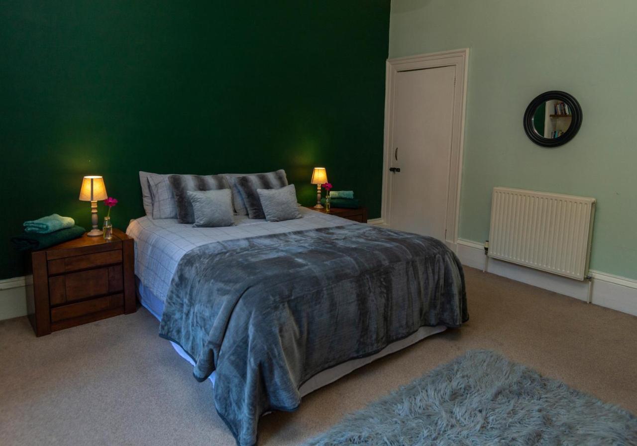 Mount Florida Pad Apartment